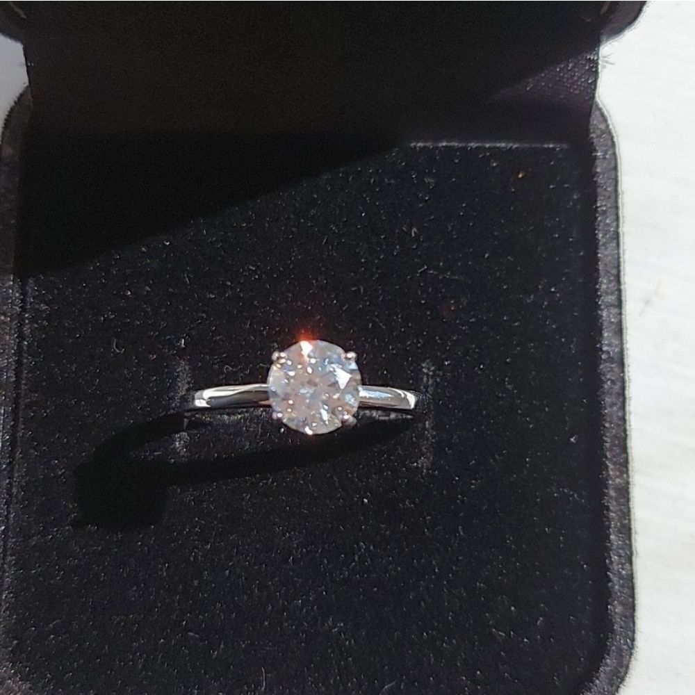 1 Carat Moissanite Engagement Ring - Picture 8 of 15